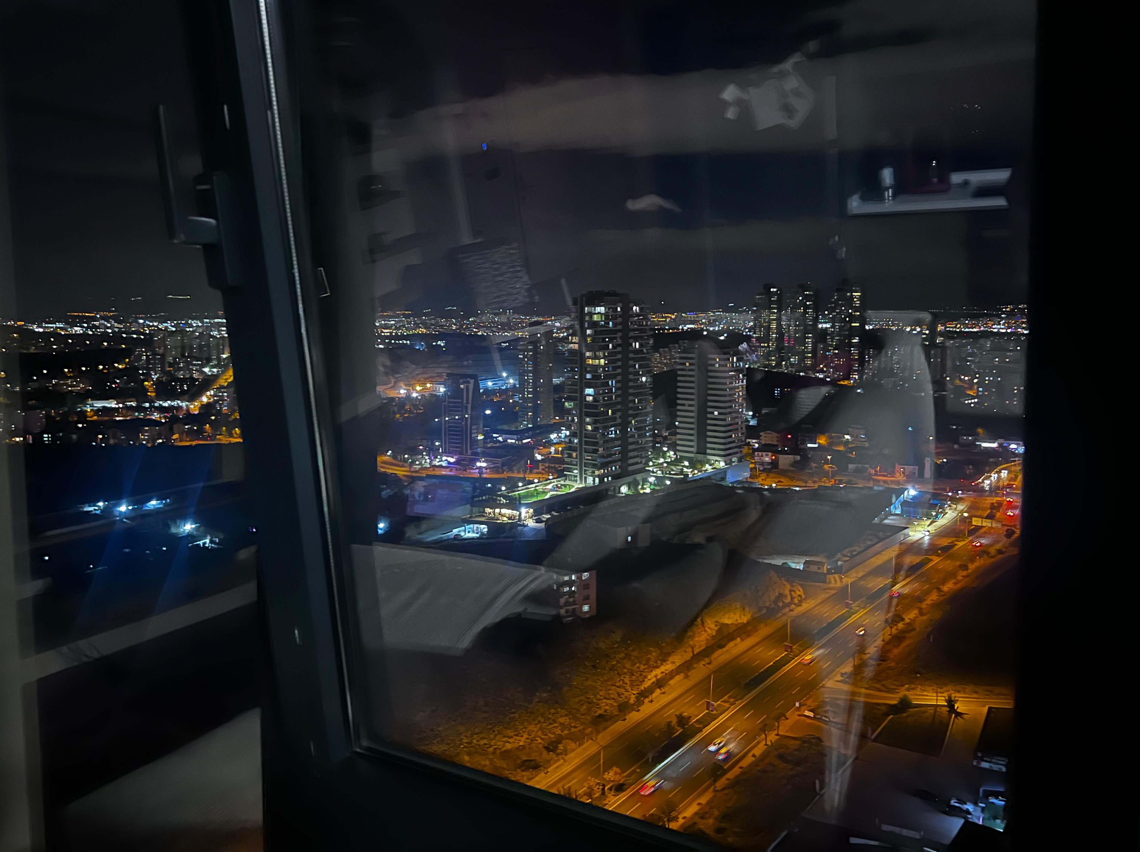 SO ÇAYYOLU SİTESİNDE SATILIK 2+1 EŞYALI ÖZEL YAPILI DAİRE