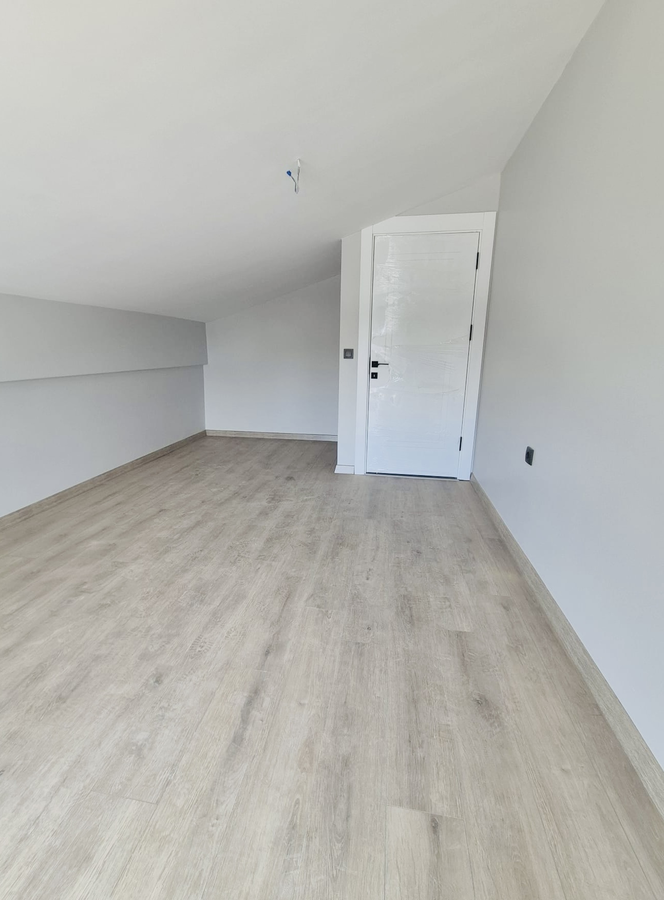 İNCEK BULVAR’A YAKIN KÖK TAPU SATILIK DAİRE