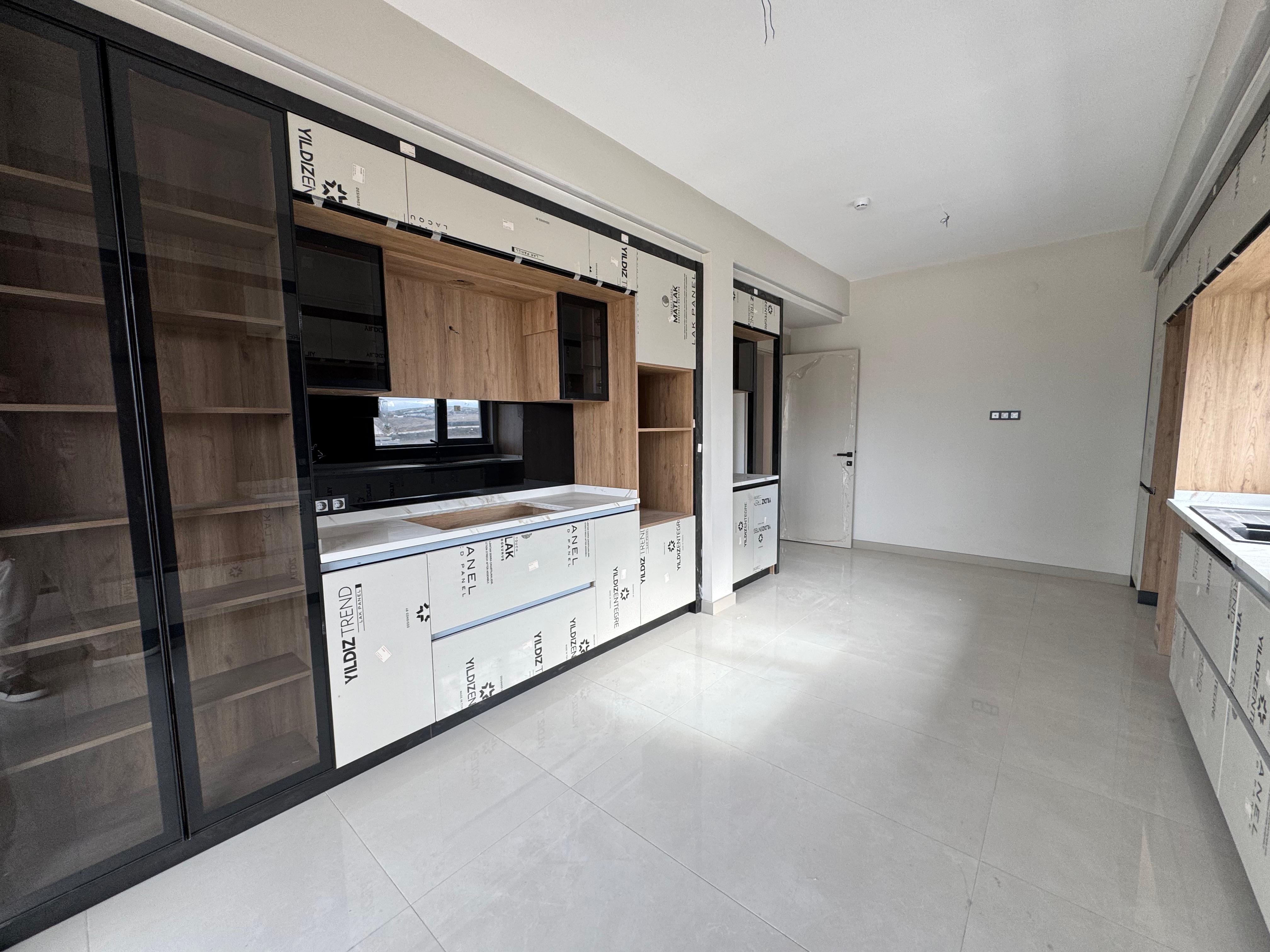 YAŞAMKENT'TE SEEÇKİN YAŞAM ULTRA LÜKS 4,5+1SIFIR DAİRE