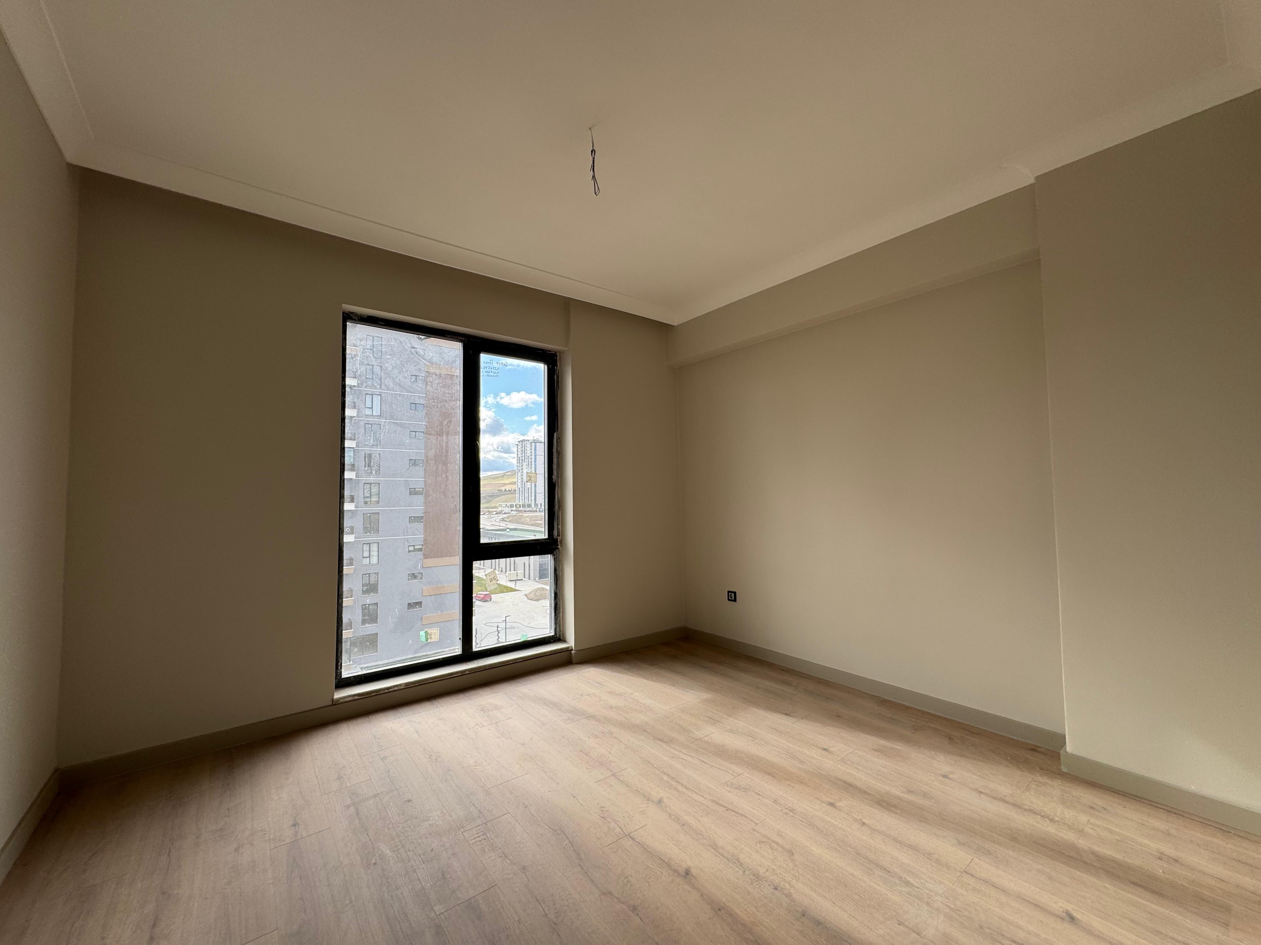 YAŞAMKENT'TE SEEÇKİN YAŞAM ULTRA LÜKS 4,5+1SIFIR DAİRE