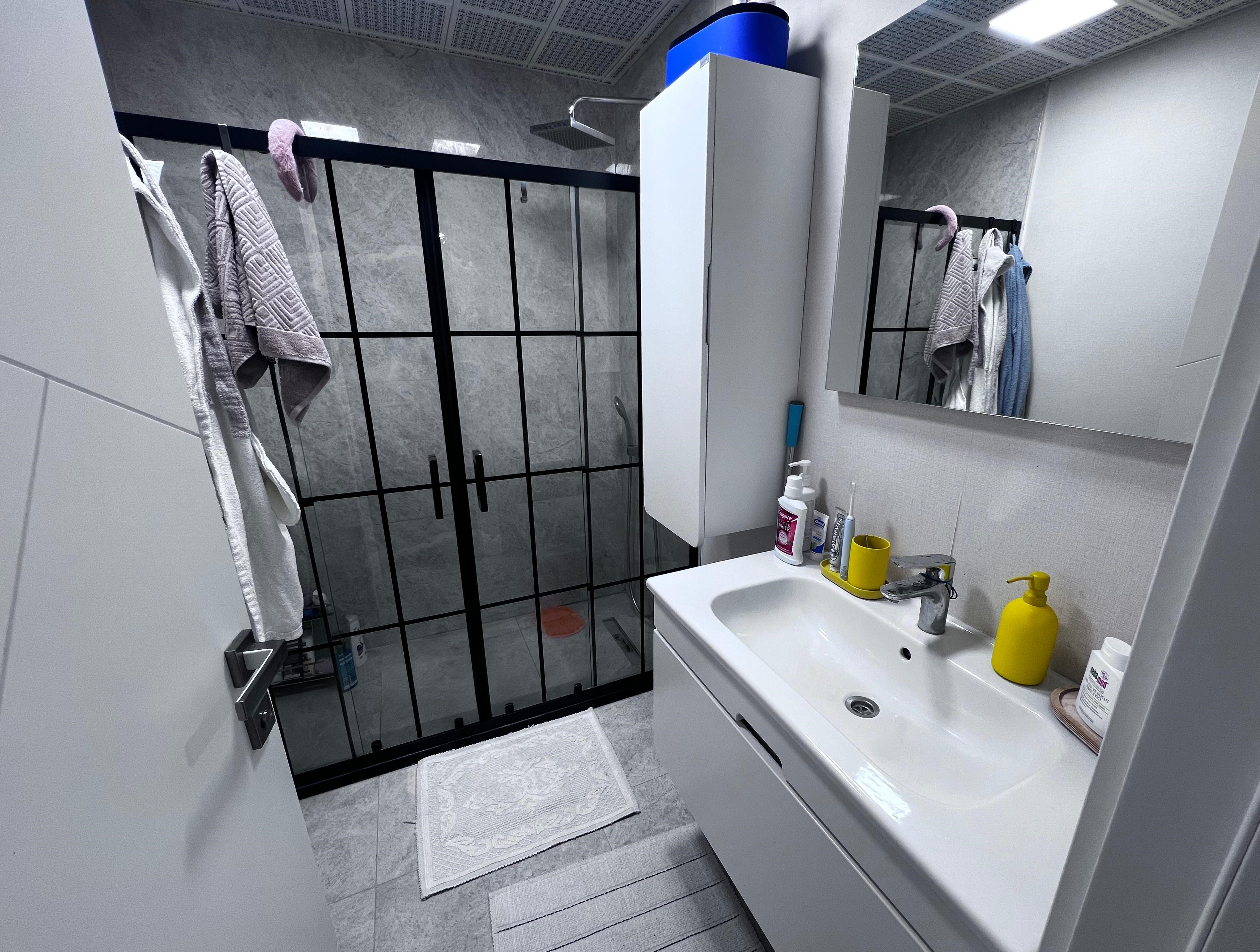 SO ÇAYYOLU SİTESİNDE SATILIK 2+1 EŞYALI ÖZEL YAPILI DAİRE