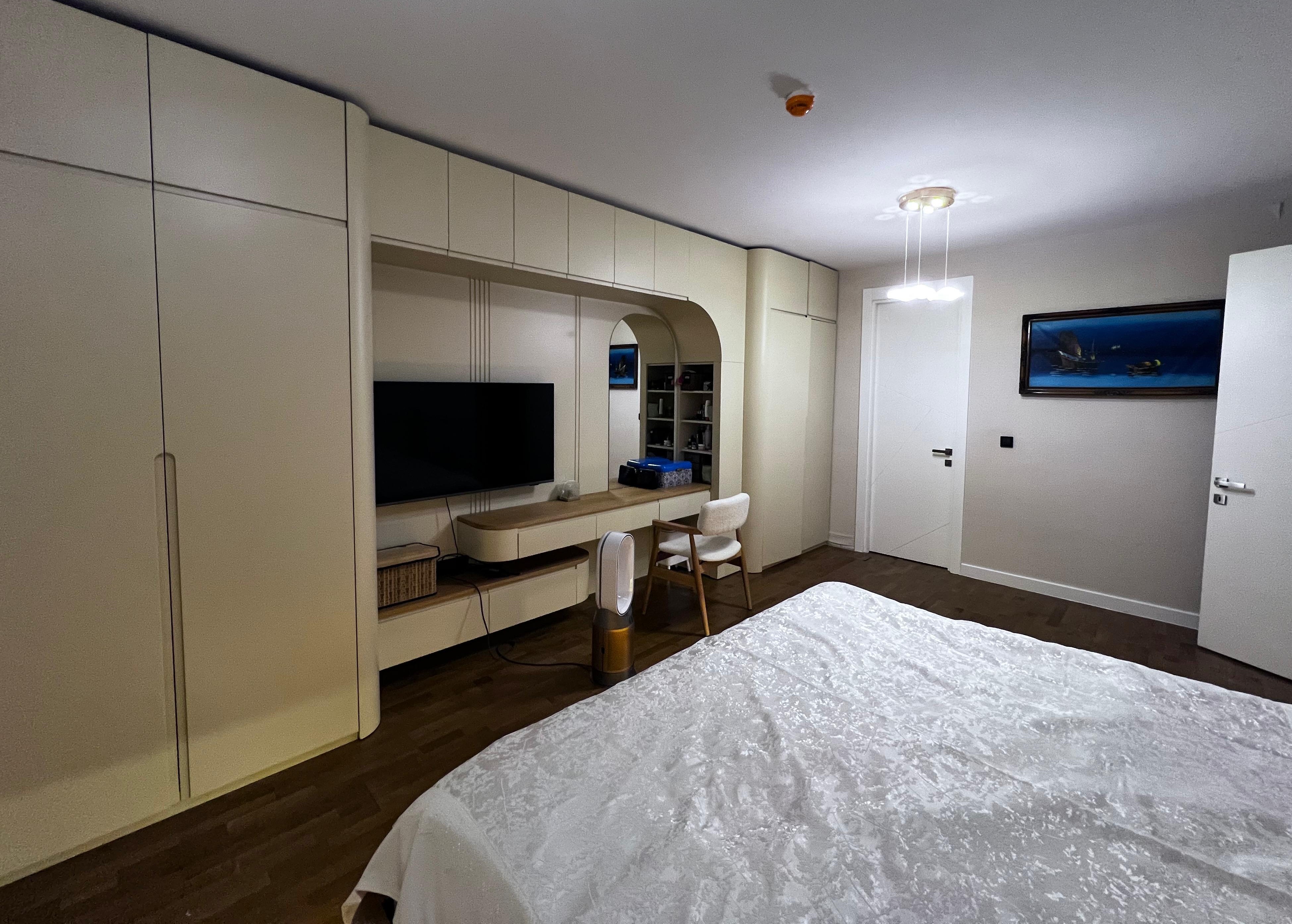 SO ÇAYYOLU SİTESİNDE SATILIK 2+1 EŞYALI ÖZEL YAPILI DAİRE