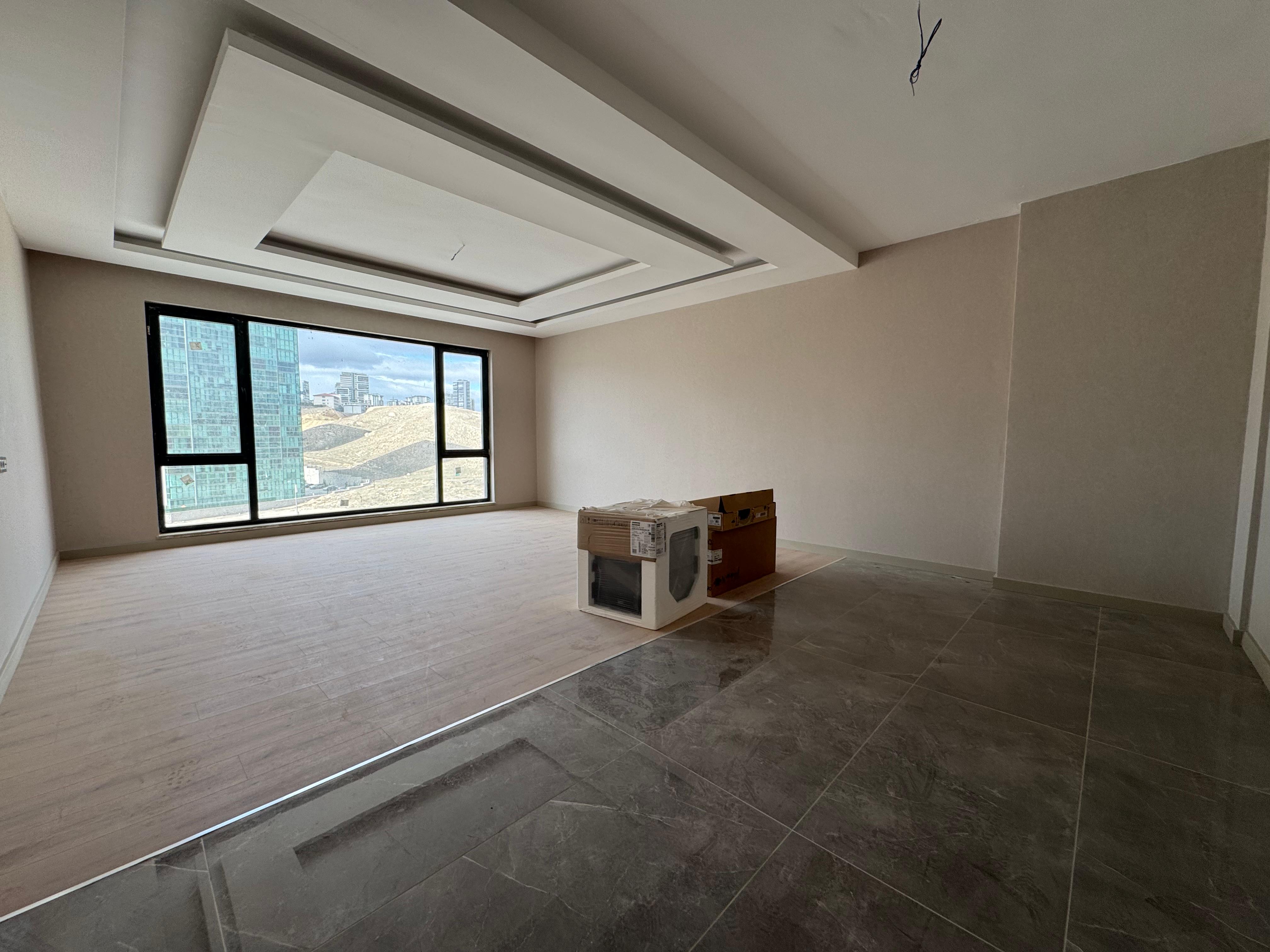 YAŞAMKENT'TE SEEÇKİN YAŞAM ULTRA LÜKS 4,5+1SIFIR DAİRE