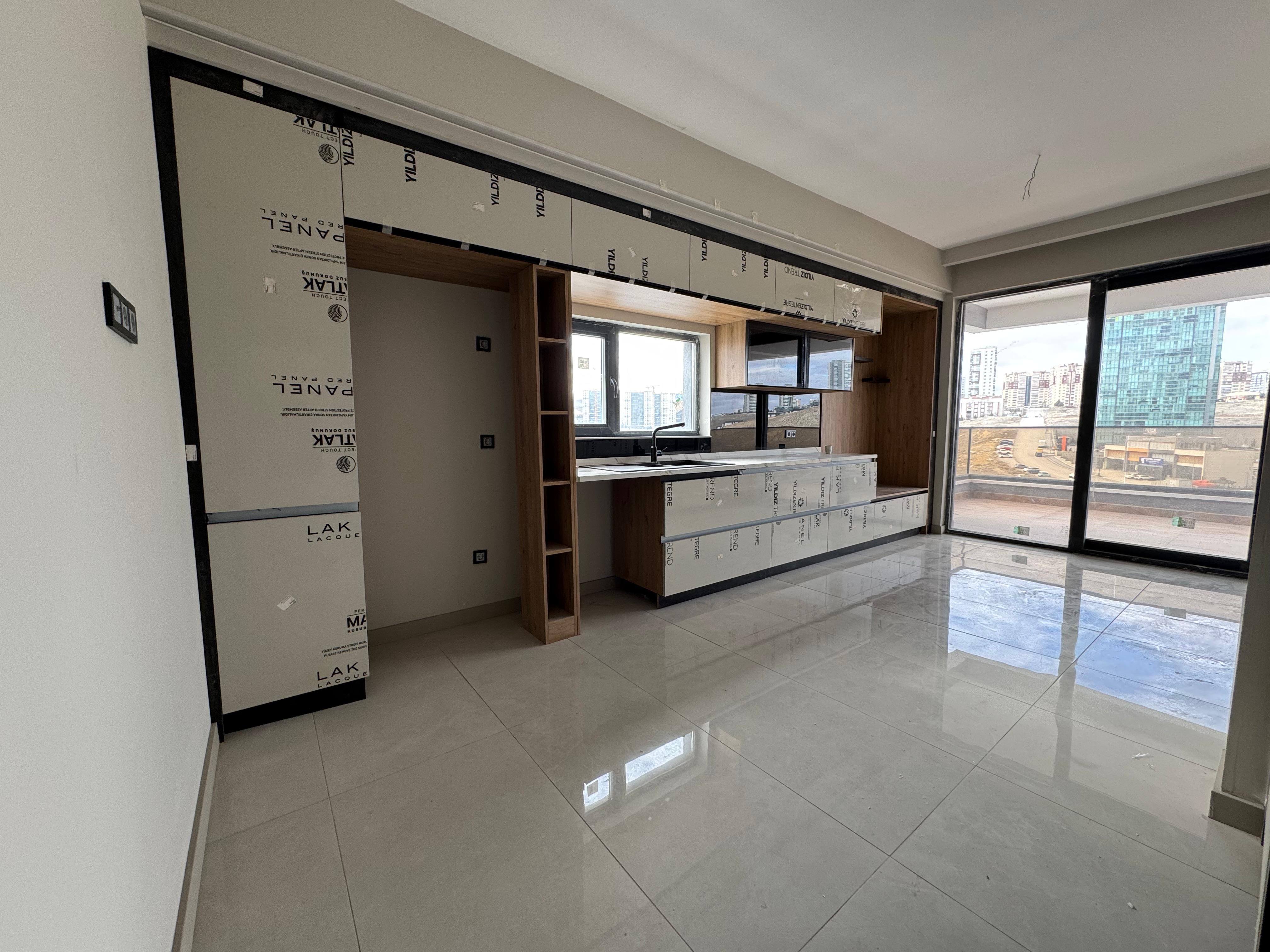 YAŞAMKENT'TE SEEÇKİN YAŞAM ULTRA LÜKS 4,5+1SIFIR DAİRE