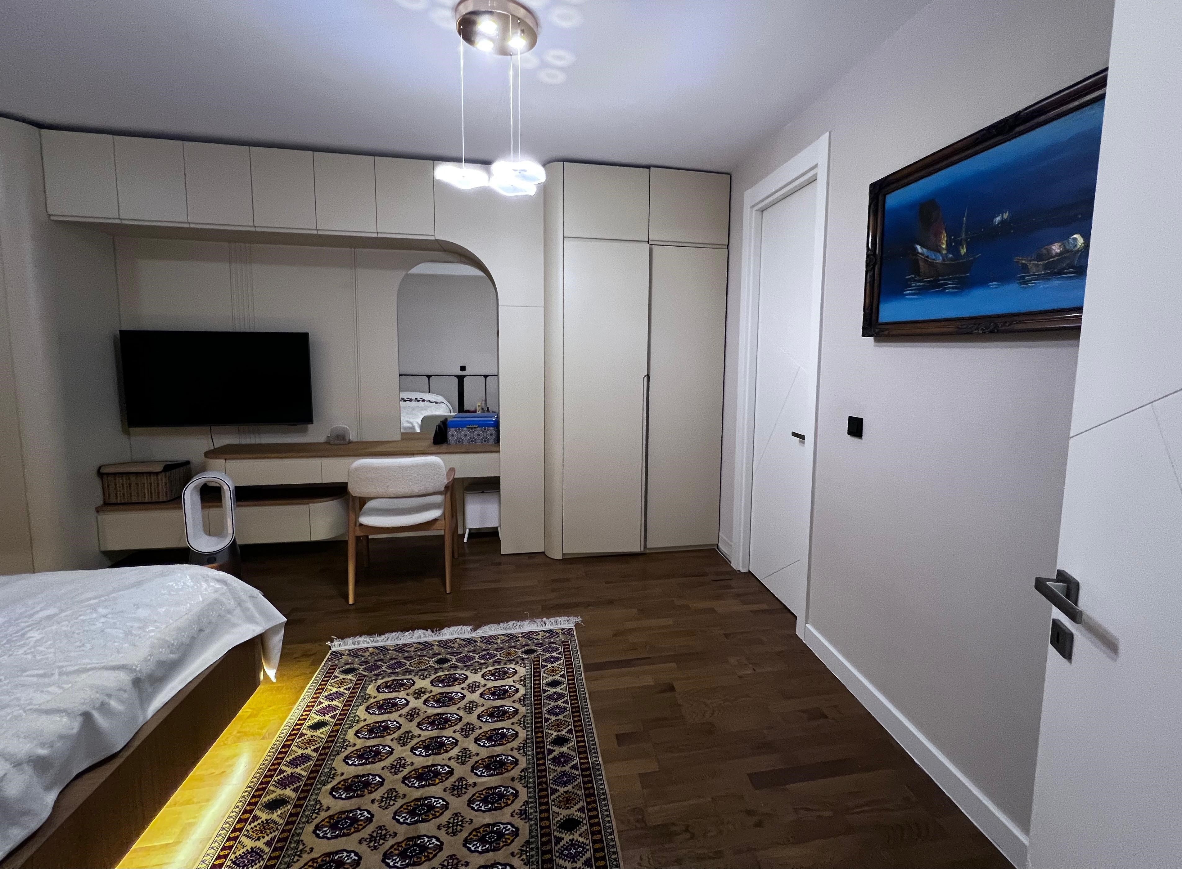 SO ÇAYYOLU SİTESİNDE SATILIK 2+1 EŞYALI ÖZEL YAPILI DAİRE