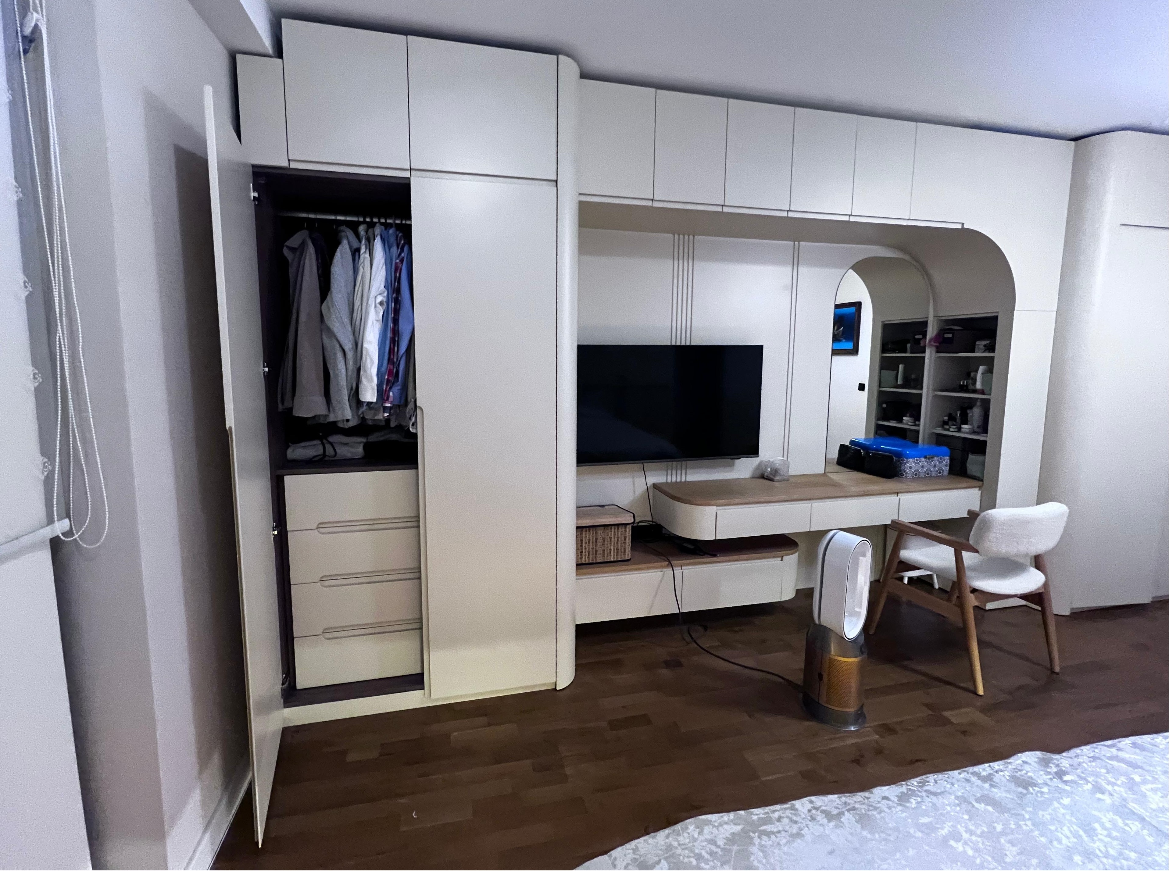 SO ÇAYYOLU SİTESİNDE SATILIK 2+1 EŞYALI ÖZEL YAPILI DAİRE