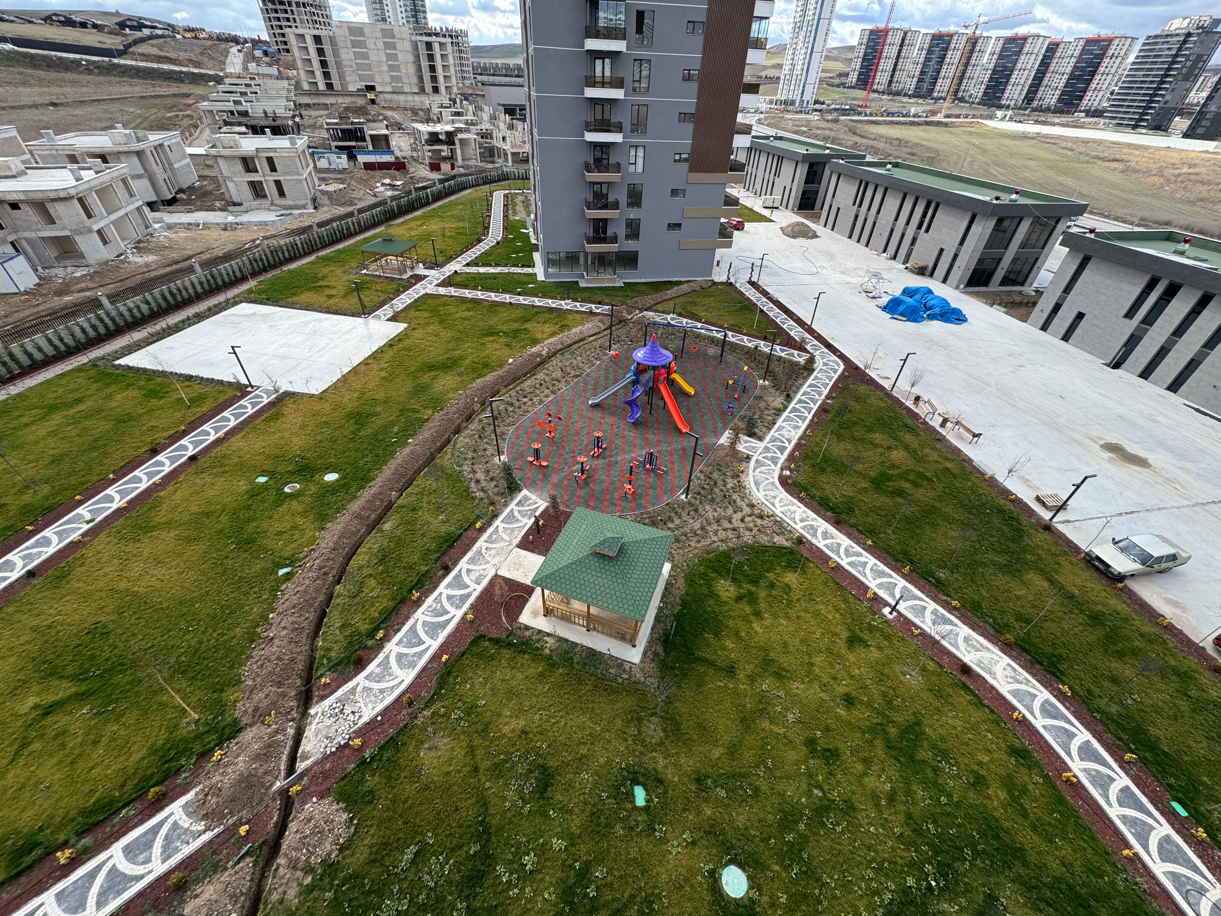 YAŞAMKENT'TE SEEÇKİN YAŞAM ULTRA LÜKS 4,5+1SIFIR DAİRE