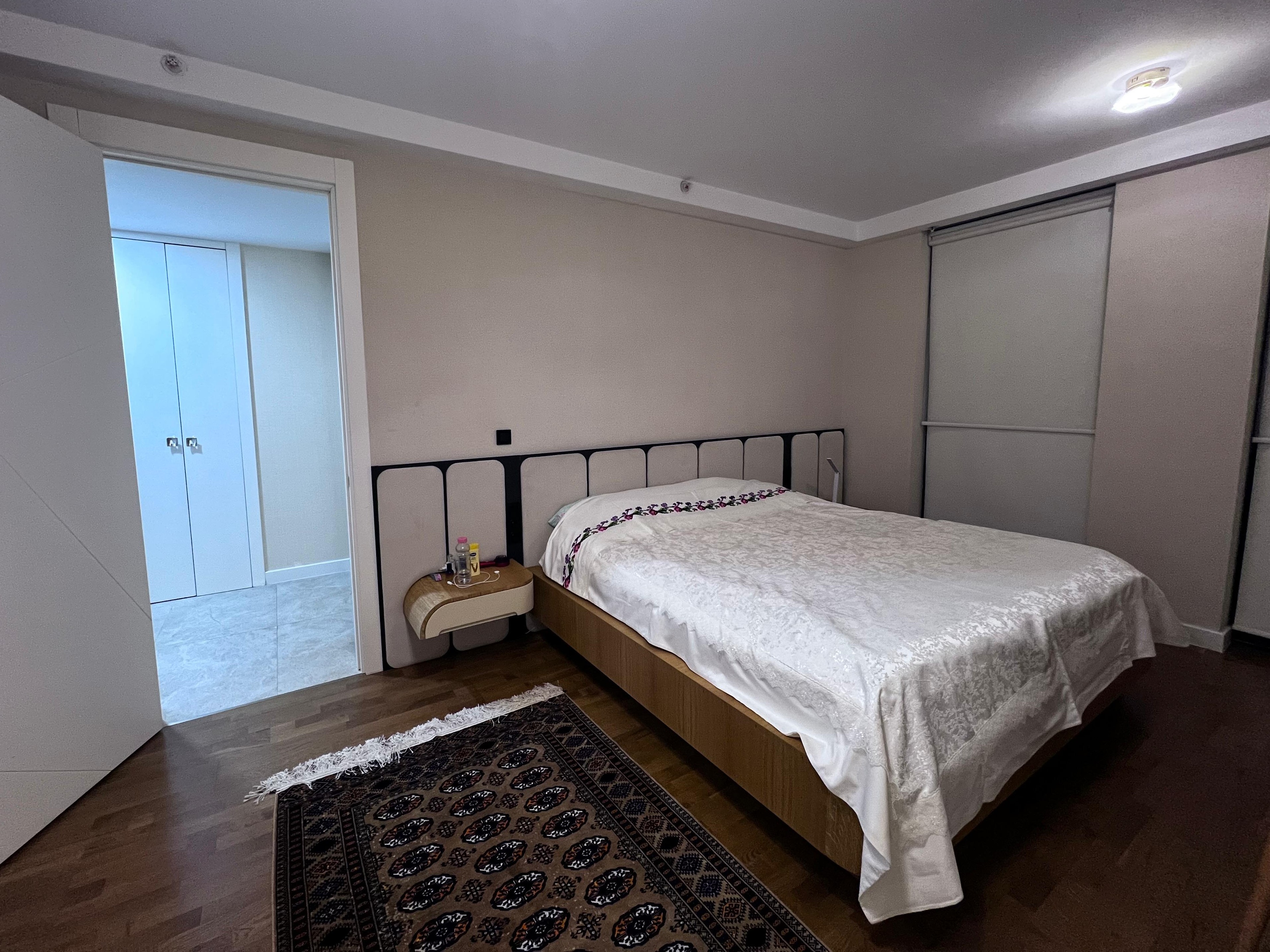SO ÇAYYOLU SİTESİNDE SATILIK 2+1 EŞYALI ÖZEL YAPILI DAİRE